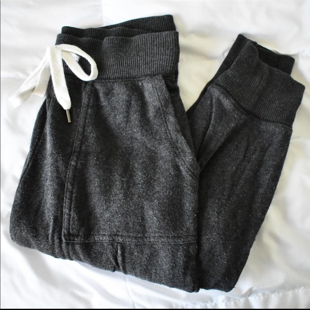 Aerie joggers